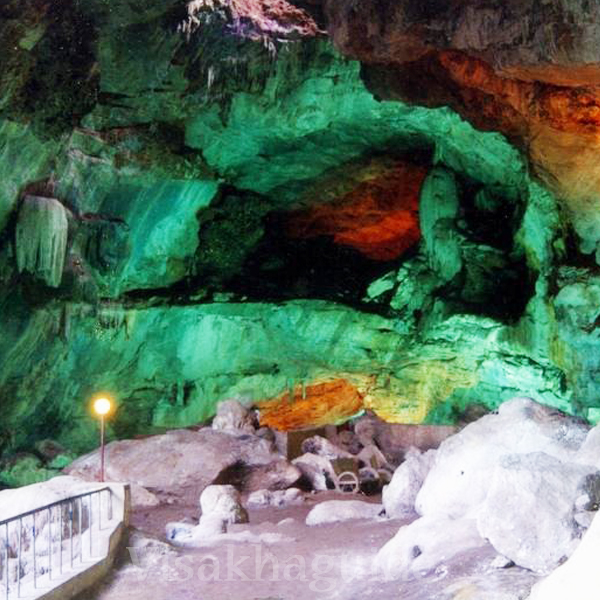 Borra-Caves-Gruhalu-Visakhapatnam-vizag